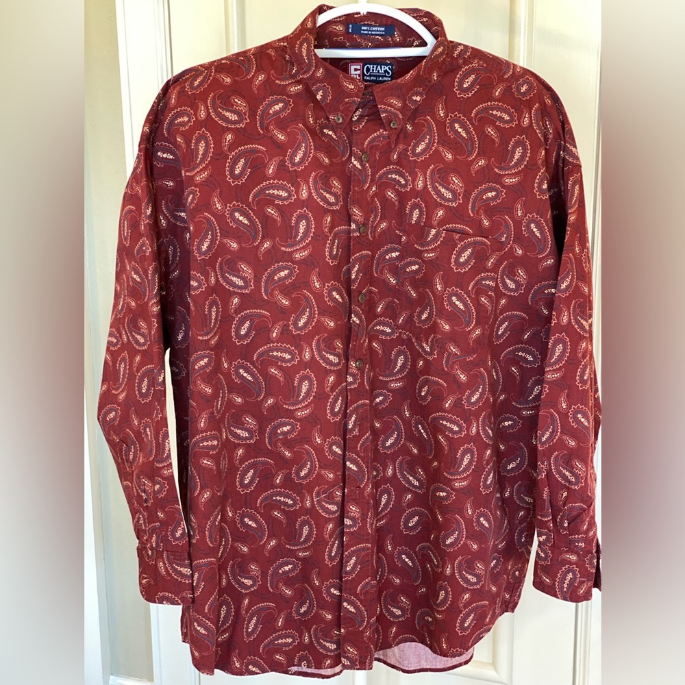 Chaps by Ralph Lauren Men’s Long Sleeve Cotton Shirt in Burgundy Paisley Print.